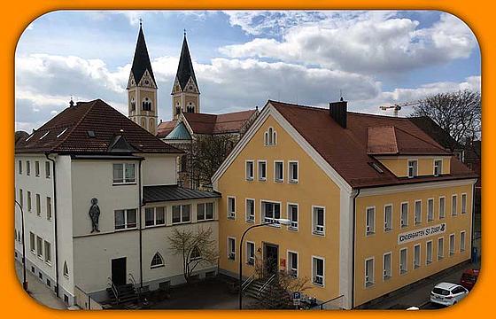 Dieses Bild zeigt eine Außenansicht des Gebäudes Kindergarten Sankt Josef.